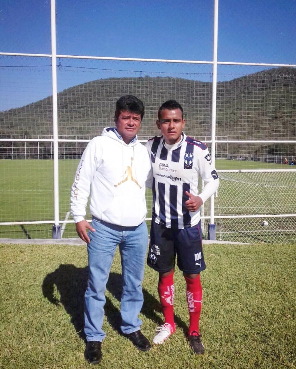 Julio Cruz tuvo covid y perdió a su papá por la misma enfermedad. Cortesía.