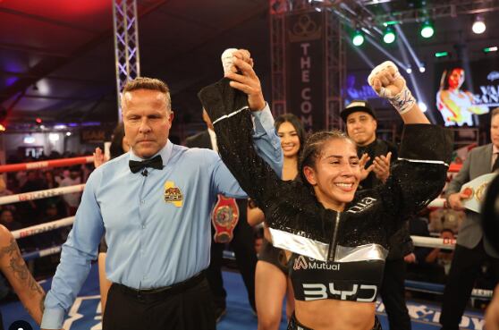 Los Angeles pelea Yokasta Valle, María Micheo Santizo fightersfightmedia