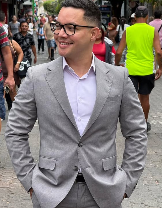 Pablo Campos, periodista de Calle 7 Informativo de Teletica