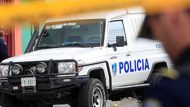 Video muestra cómo despiadados mataron a una mujer y dejaron herido a un hombre