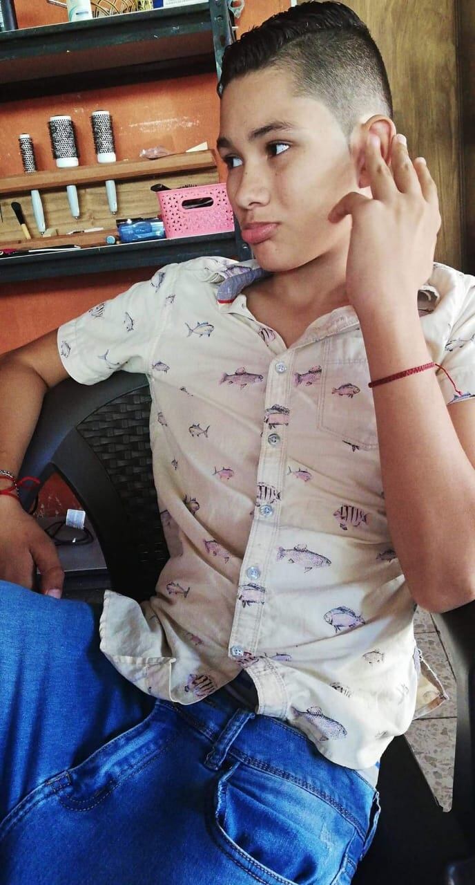 Entre las 7:30 y las 8:00 de la noche del pasado domingo 10 de enero, una familia de Malinche, un pueblo de Chomes de Puntarenas, tuvo un encuentro cercano del segundo tipo al observar perfectamente un Objeto Volador No identificado (Ovni) a menos de 10 metros de altura.