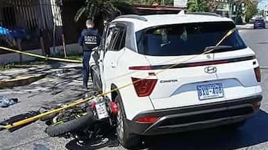 Accidente deja un fallecido en la esquina de los choques