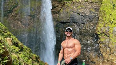 Exnovio de Johanna Solano se llevó a su fiel compañera de paseo a un paraíso en Guanacaste