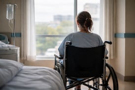 Adolescente de 13 años que inició con una influenza B, terminó internada y hasta perdiendo tres extremidades