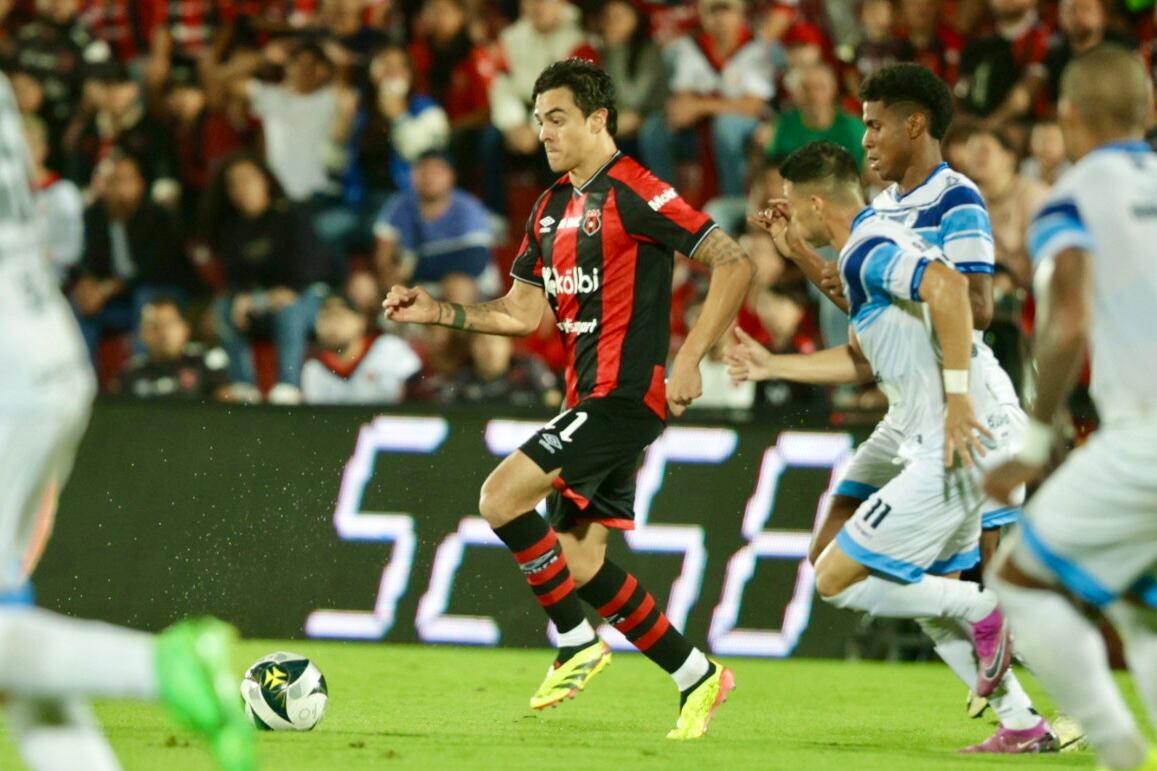 28/07/2024, Alajuela, Estadio Alejandro Morera Soto, partido de la jornada 3 del torneo de apertura 2024, entre Liga Deportiva Alajuelense y Santa Ana.