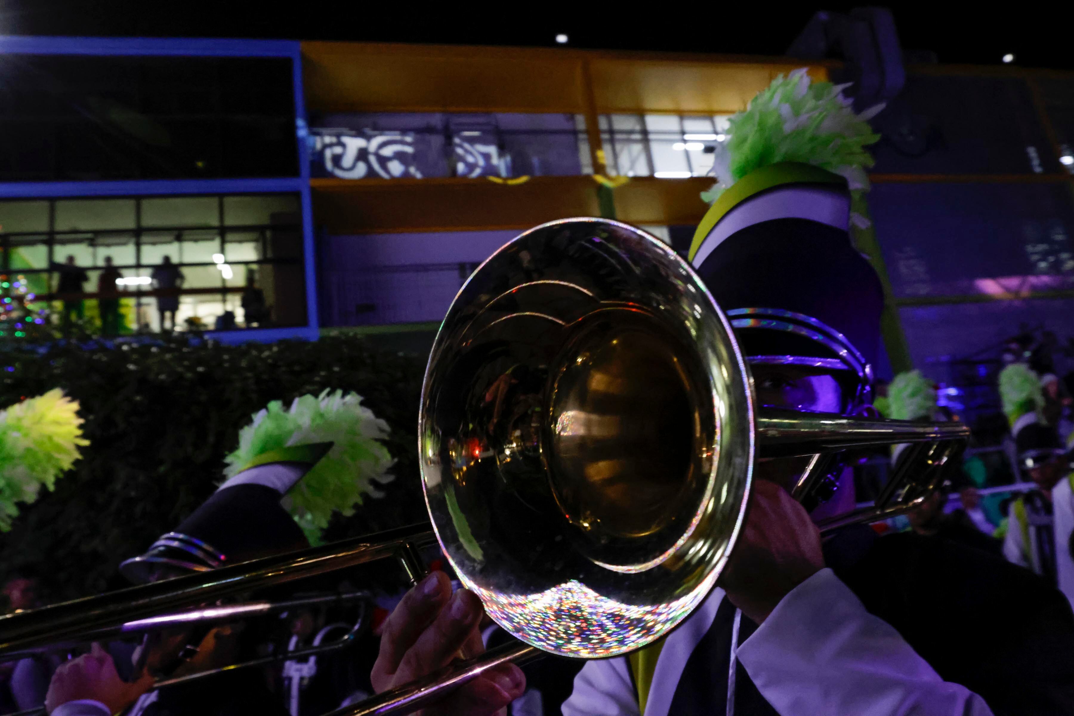 Iluminación Arbol Hospital Nacional de Niños