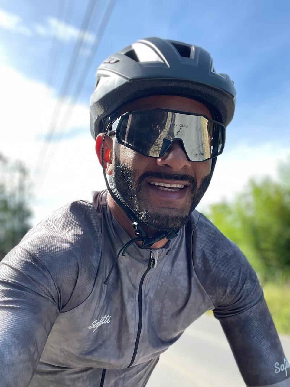 Carlos Clark, exjugador de Alajuelense vive una vida plena fuera de las canchas. Cortesía.