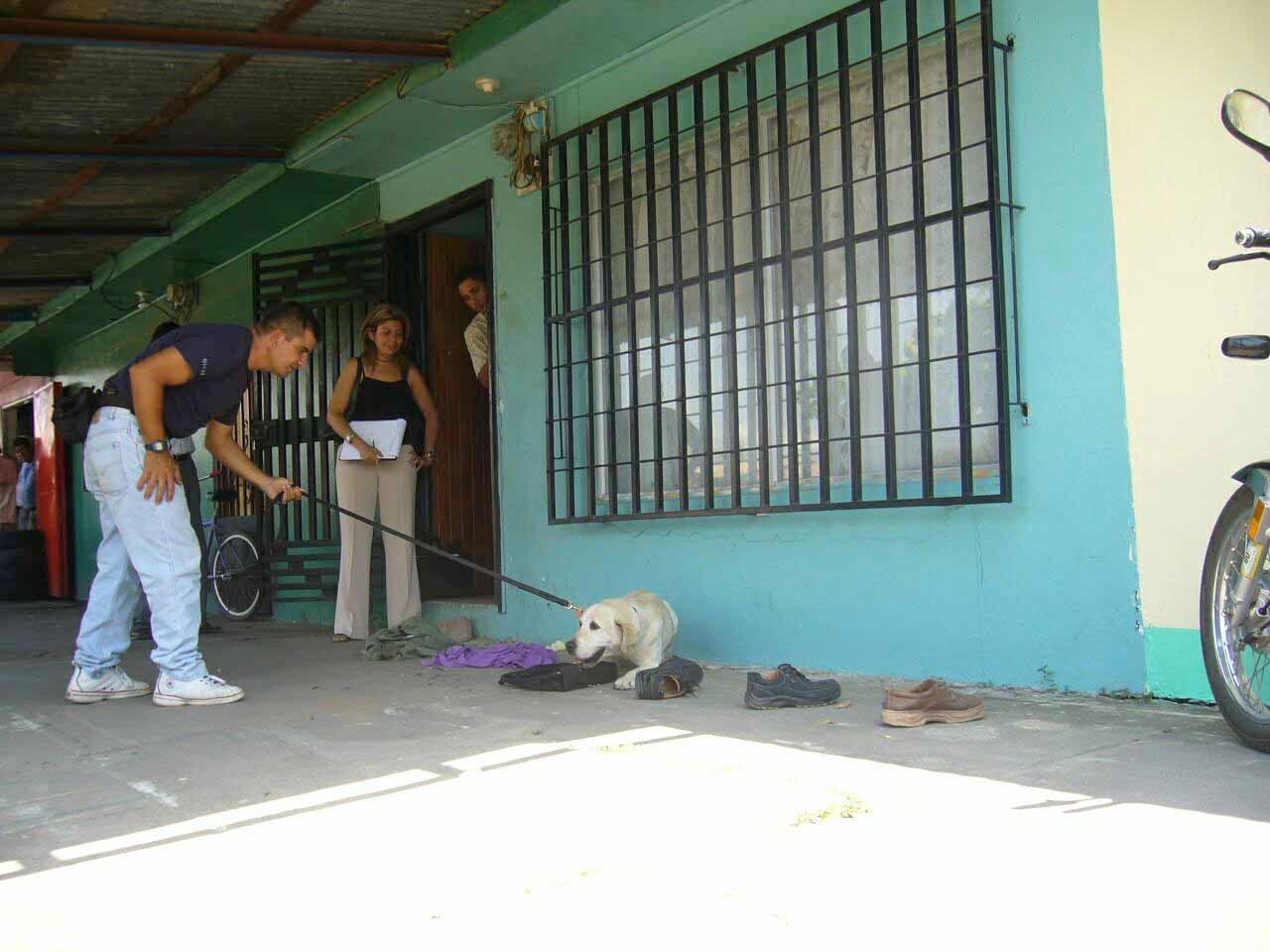 Homicidio de Carlos Manuel Silva Zapata, ocurrido en febrero del 2007. Foto Ronny Soto.