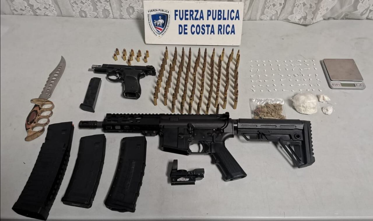 Detienen en Cartago a hombre que amenazó a oficiales. Foto MSP.