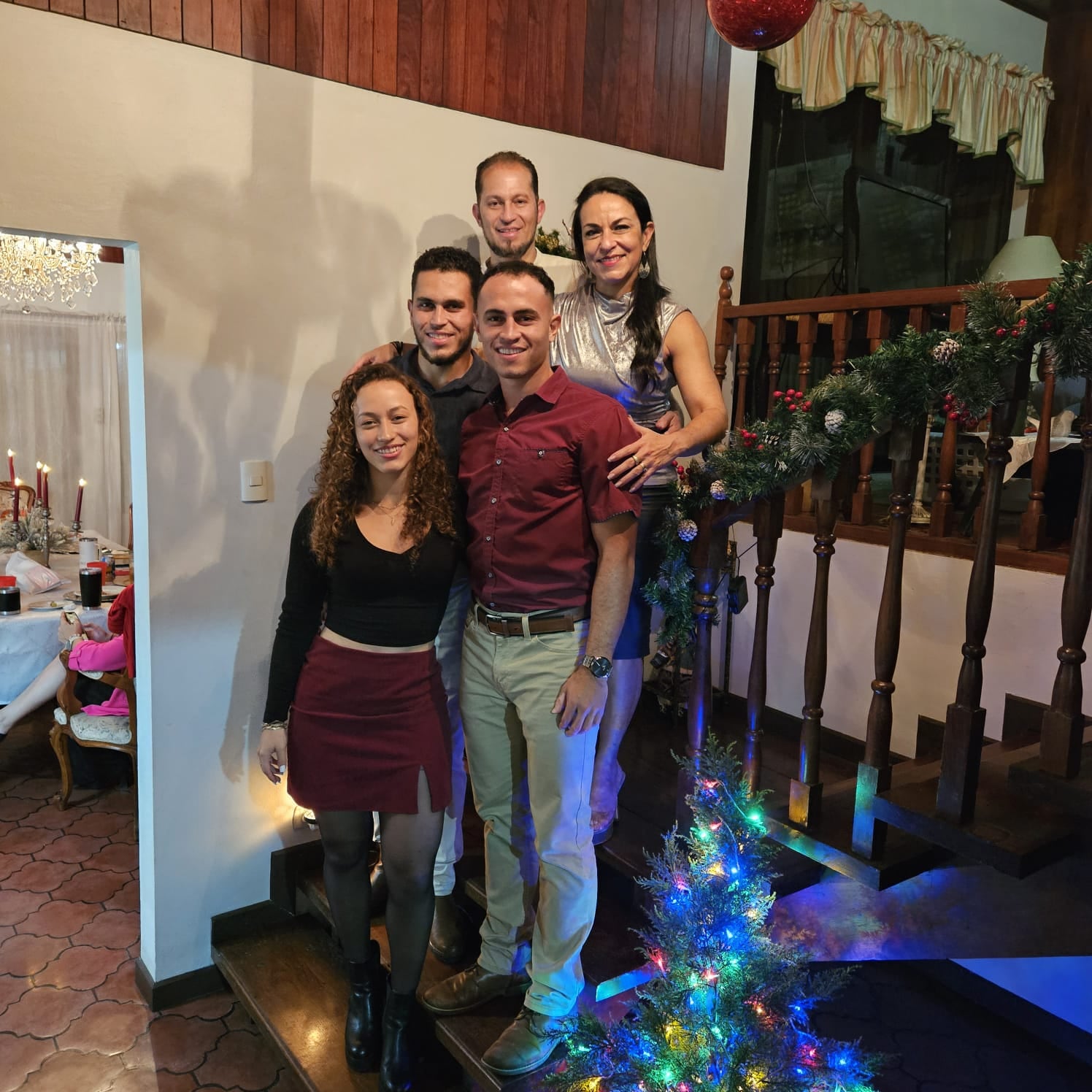 Don Leonardo Acuña, papá del jugador del Saprissa Sebastián Acuña conversó con La Teja previo al partido contra San Carlos. Cortesía.