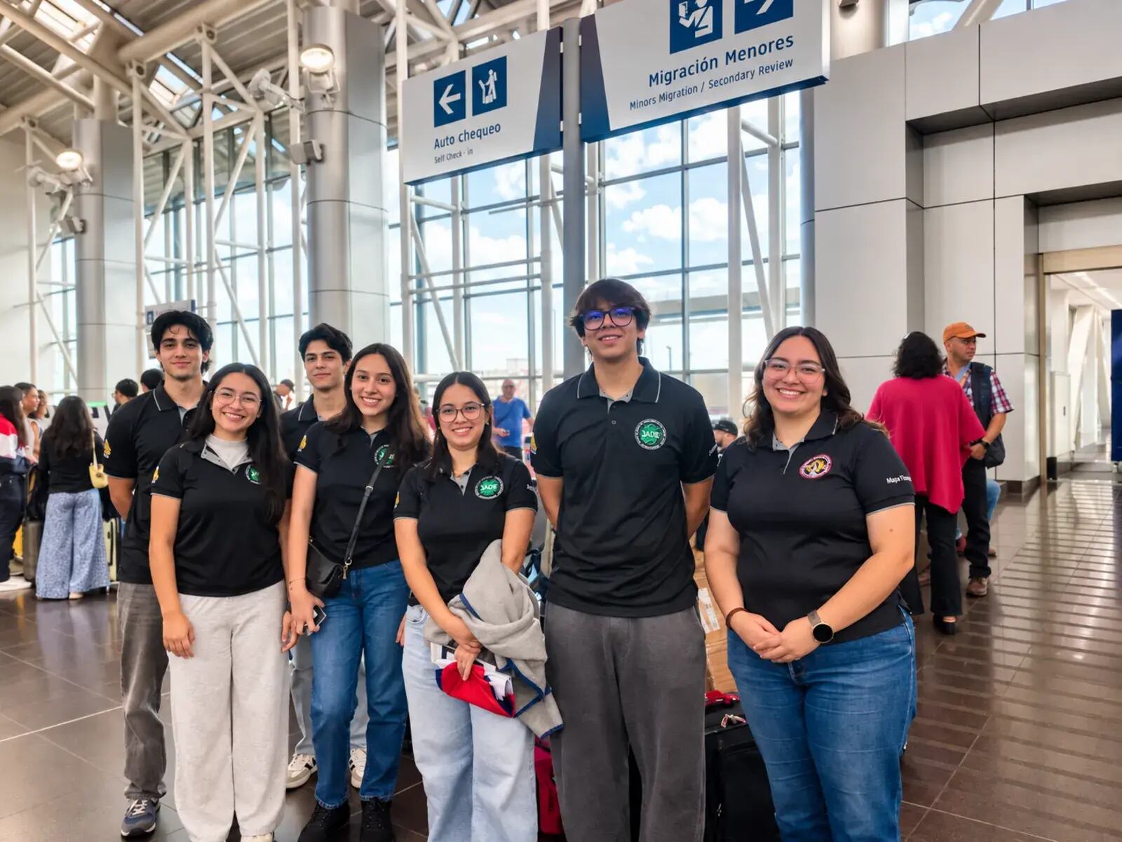 Estudiantes de la UCR llevan el talento tico a una de las competencias más prestigiosas de la ingeniería aeroespacial en Estados Unidos