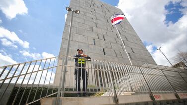 Un grupo musical famosísimo llegó a la Asamblea Legislativa