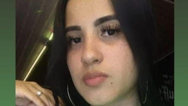 Detienen a muchacho de 21 años como sospechoso de homicidio de embarazada dentro bar