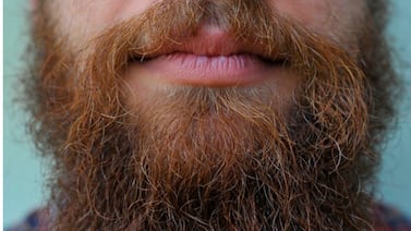 Bombero puso recurso de amparo porque no lo dejan usar barba y respuesta de magistrados lo sorprendió