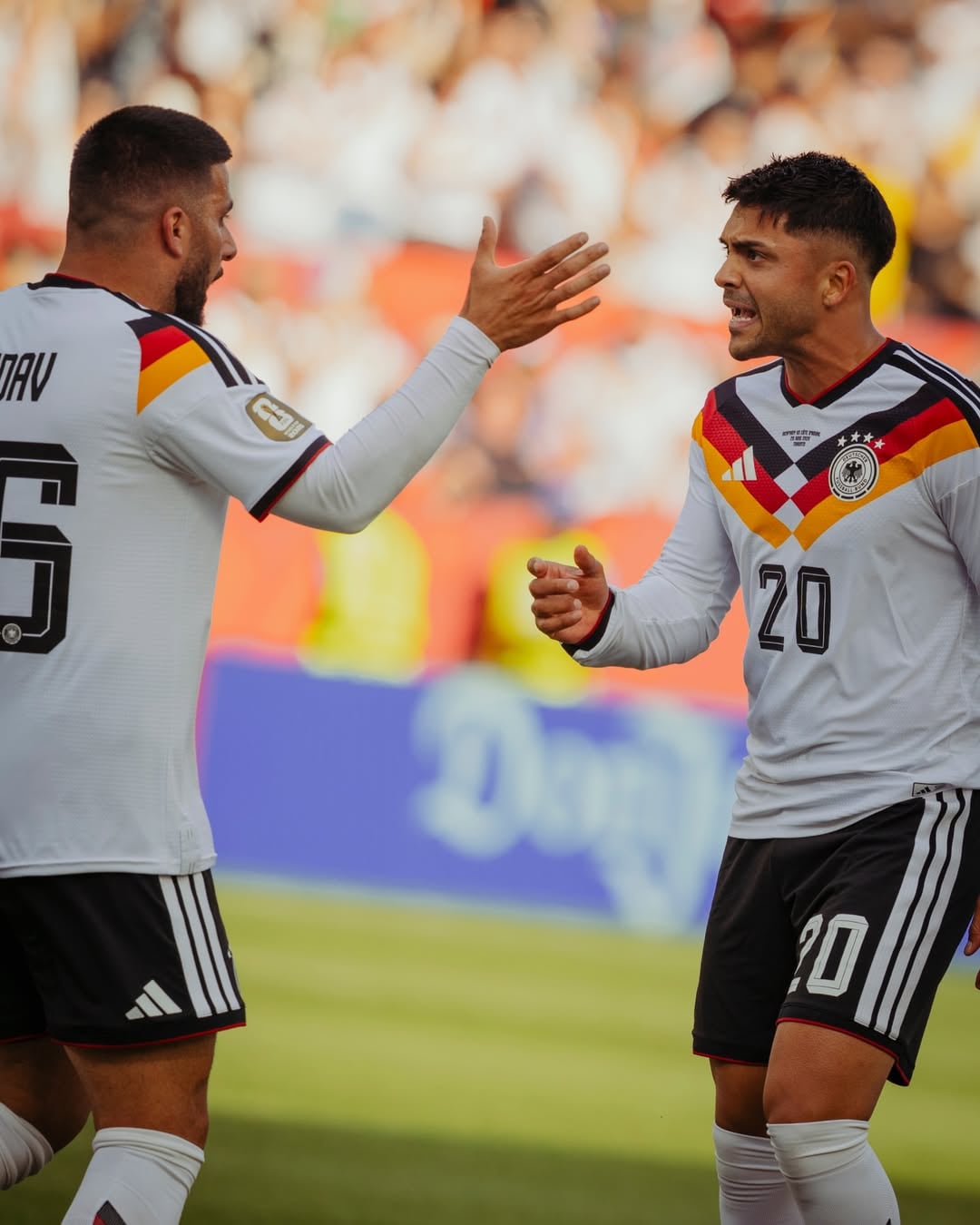 Alemania sufrió para derrotar 2-1 a Costa de Marfil.