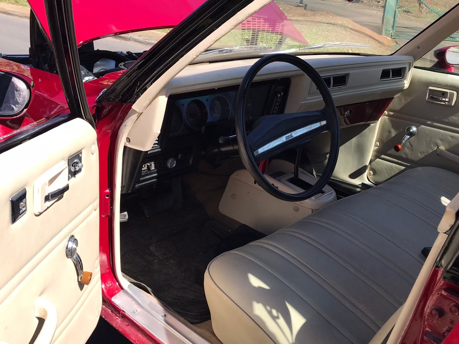 Esteban Soto, chuzo de la semana, Chevy Nova Concourse 1975