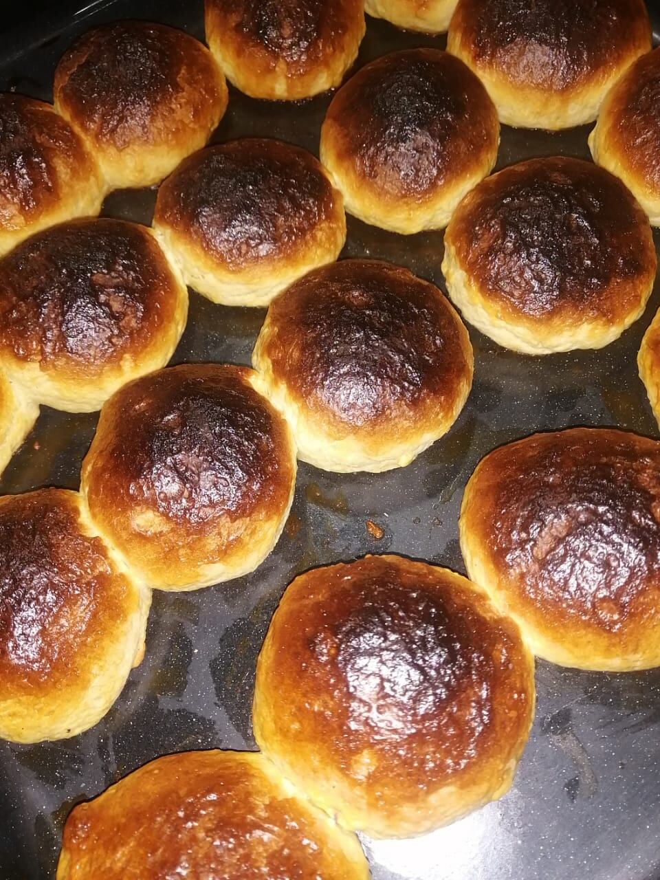 Alba Retana Ureña, porque hace una miel de chiverre que sabe a cielo y otras delicias horneadas.