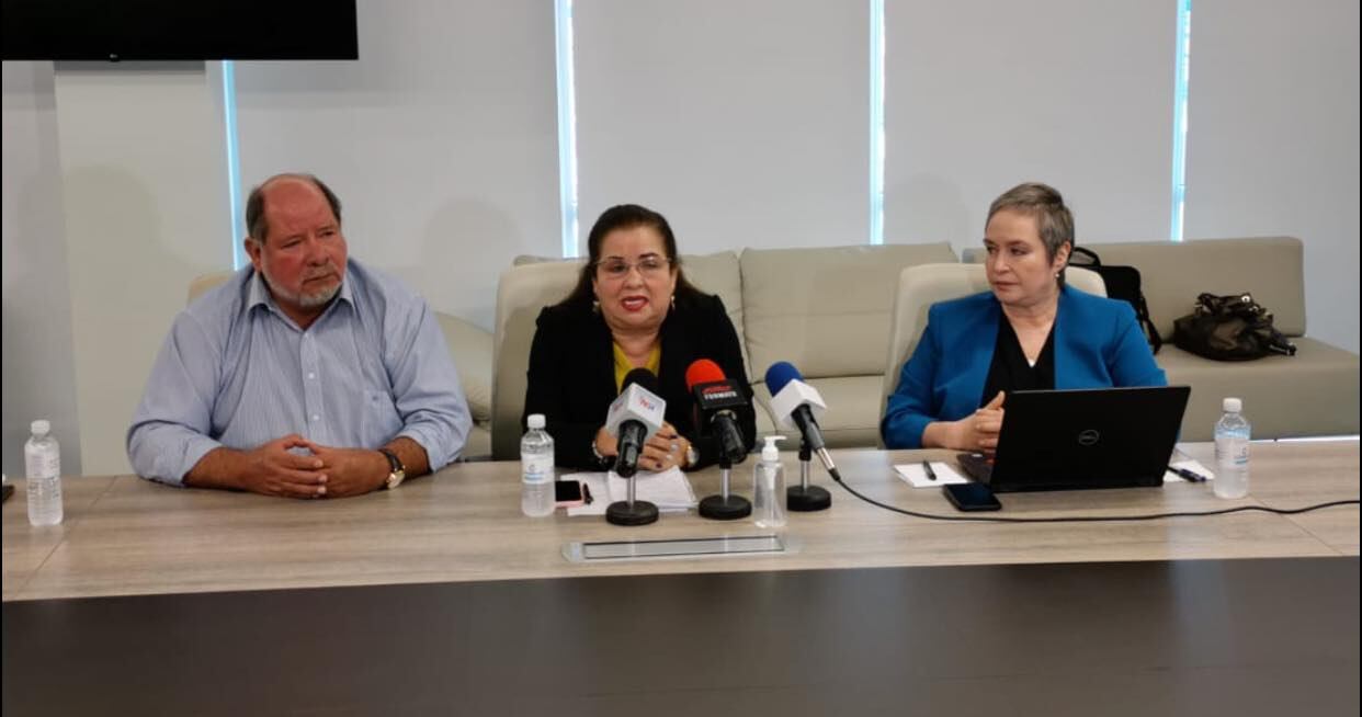 El bloque sindical del sector salud: UNDECA, UMN, SIPROCIMECA, ANPE, SINASSASS Y SINAME, realizaron este martes 20 de setiembre una conferencia de prensa para confirmarle al país que la Caja Costarricense de Seguro Social (Caja), no está quebrada