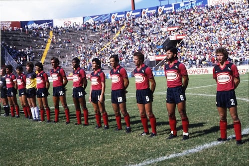 “Fue como jugar contra el Real Madrid”: Exfigura recordó la histórica hazaña de Alajuelense que se celebra hoy