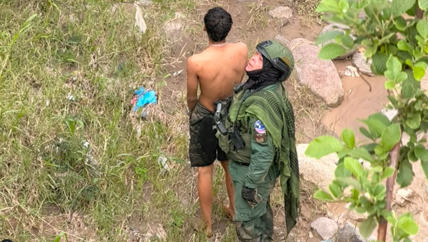 Medrano fue detenido cuando trataba de darse la fuga por la laderas de un río.