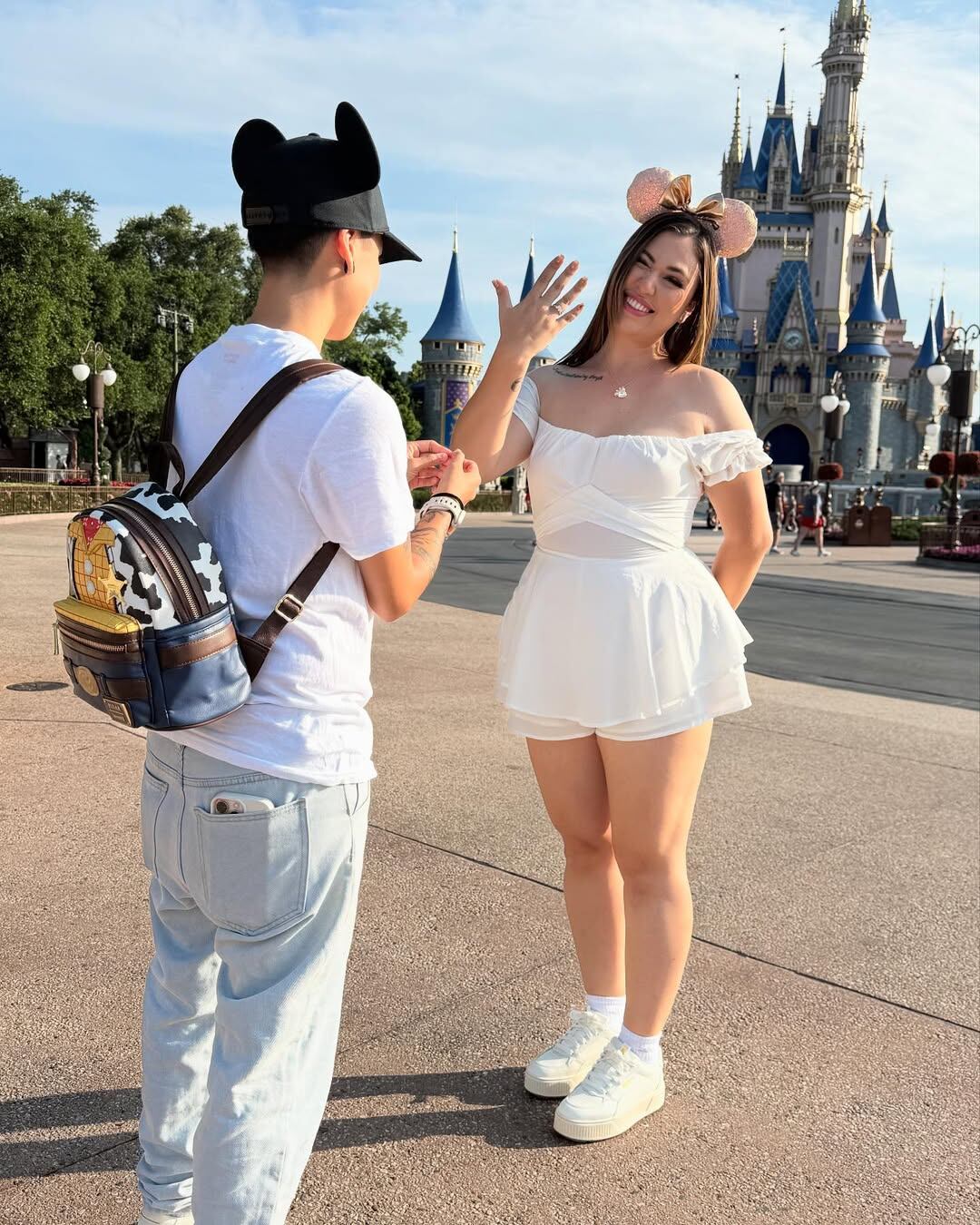 María Centeno y su novia Katty Alfaro se comprometieron en Disney