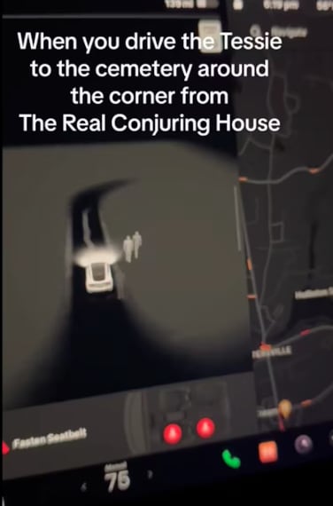 GPS detectó figuras en cementerio. Foto: Tiktok