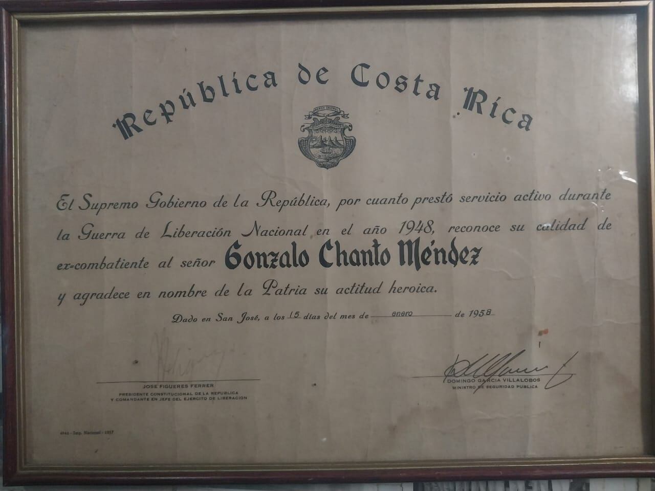 Don Gonzalo Chanto, quien tiene 94 años y estuvo en la Guerra de 1948 y la Invasión de 1955
