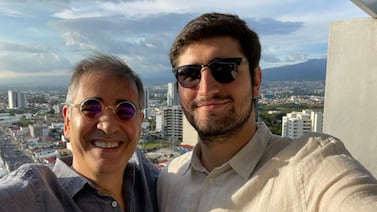 Hijo de Ignacio Santos se confesó con La Teja tras debutar en la televisión nacional