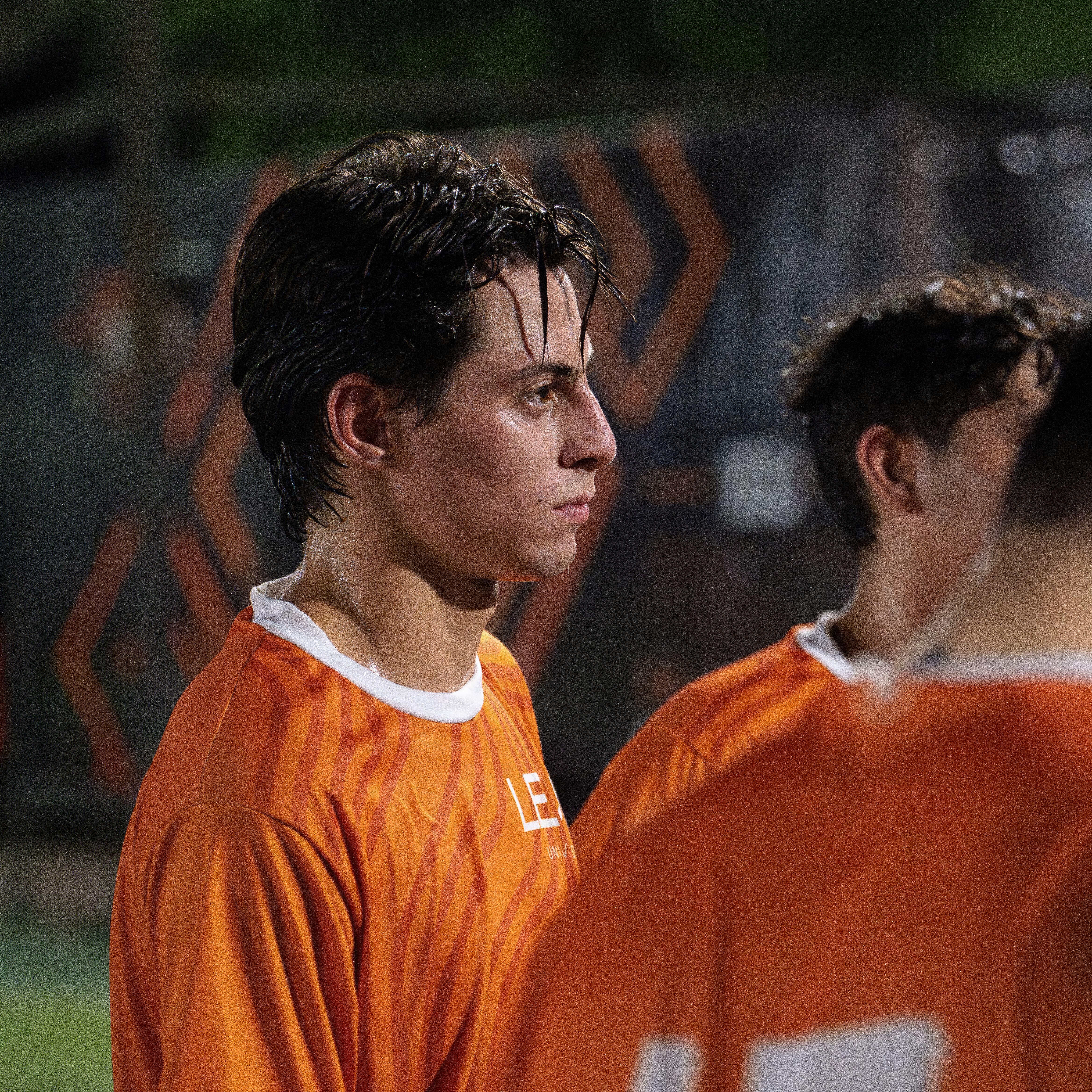 Concentración absoluta: Tomás Villamil, de LEAD University, momentos antes de asumir la responsabilidad de
ejecutar el penal que pondría el 2-0 a favor de su equipo en la final. Foto cortesía de la Uniliga.