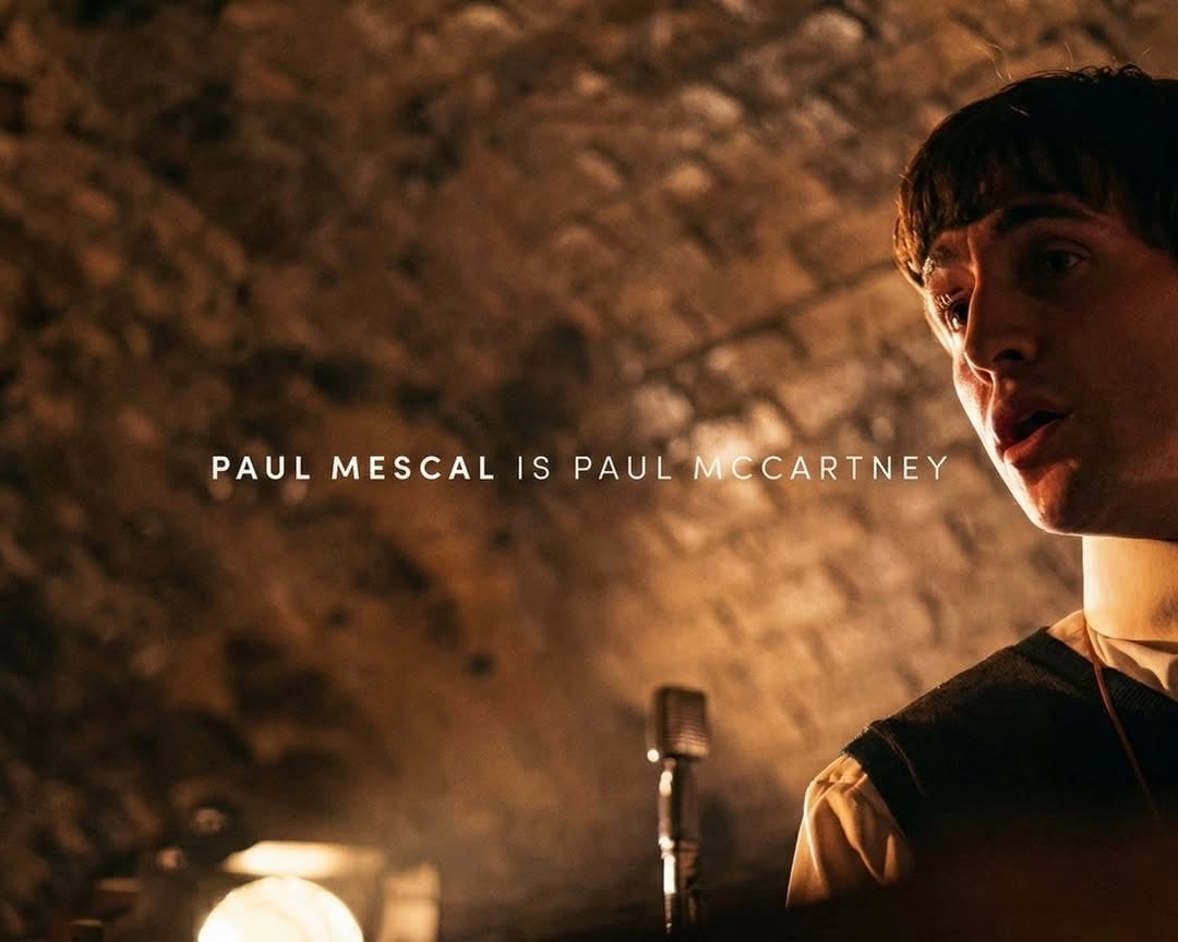 Los actores caracterizados como John, Paul, George y Ringo sorprendieron por su parecido.