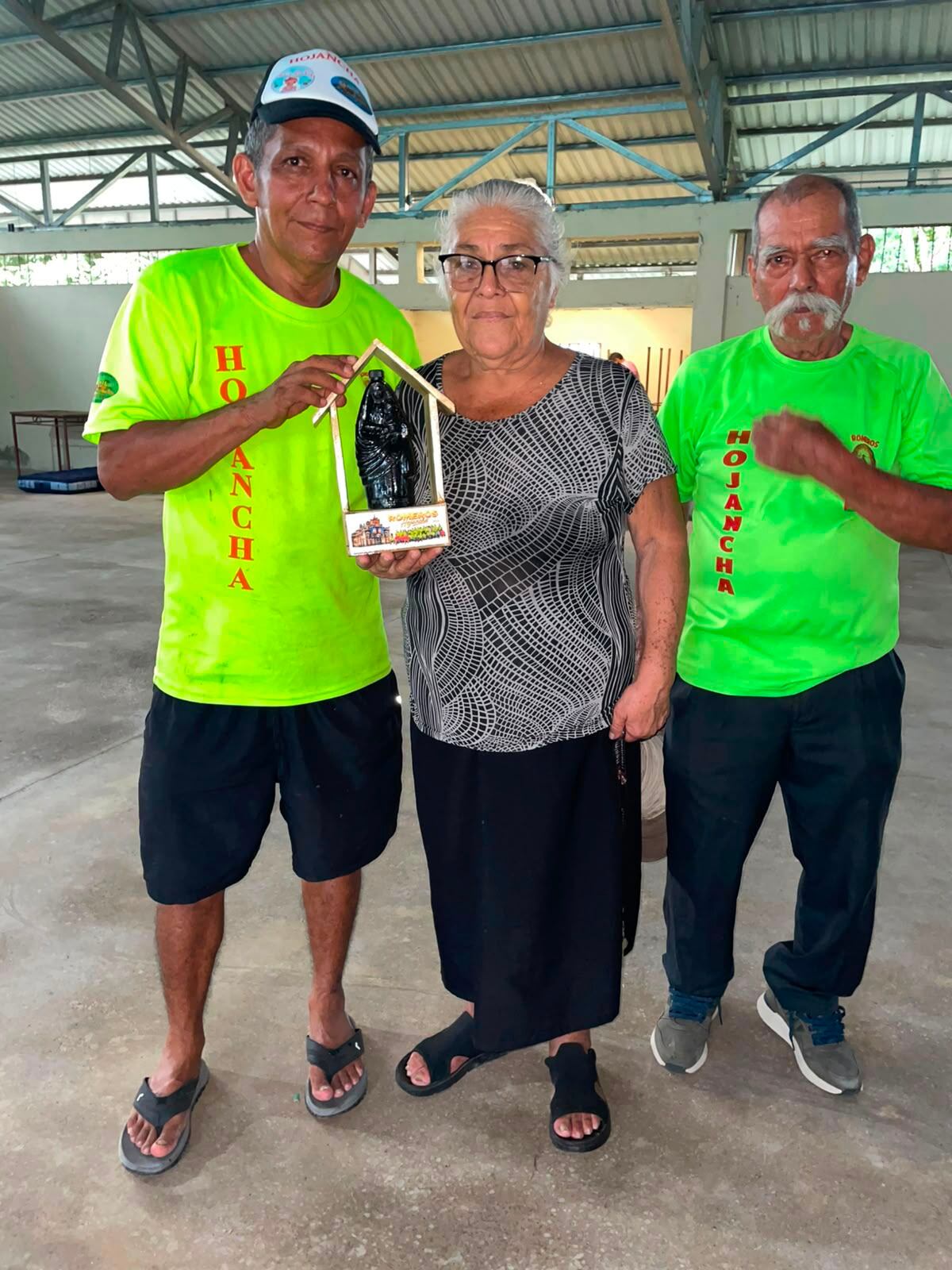 Desde Nandayure salieron el pasado sábado 25 de julio don Norman Soto Solís y los esposos, don Tony Jiménez Moya y doña Marjorie Ferreto Bravo, quienes comenzaron una peregrinación de más de 230 kilómetros a pie hasta la Basílica de Nuestra Señora de los Ángeles.