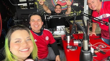 Locutor y miembro del programa humorístico ¡Manda huevo! está internado en el hospital