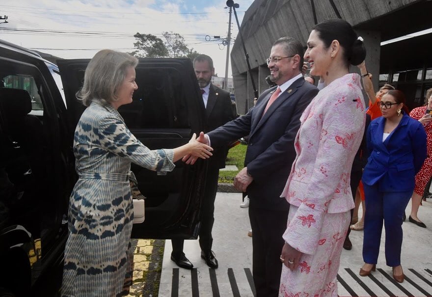 Reina de Bélgica está en Costa Rica