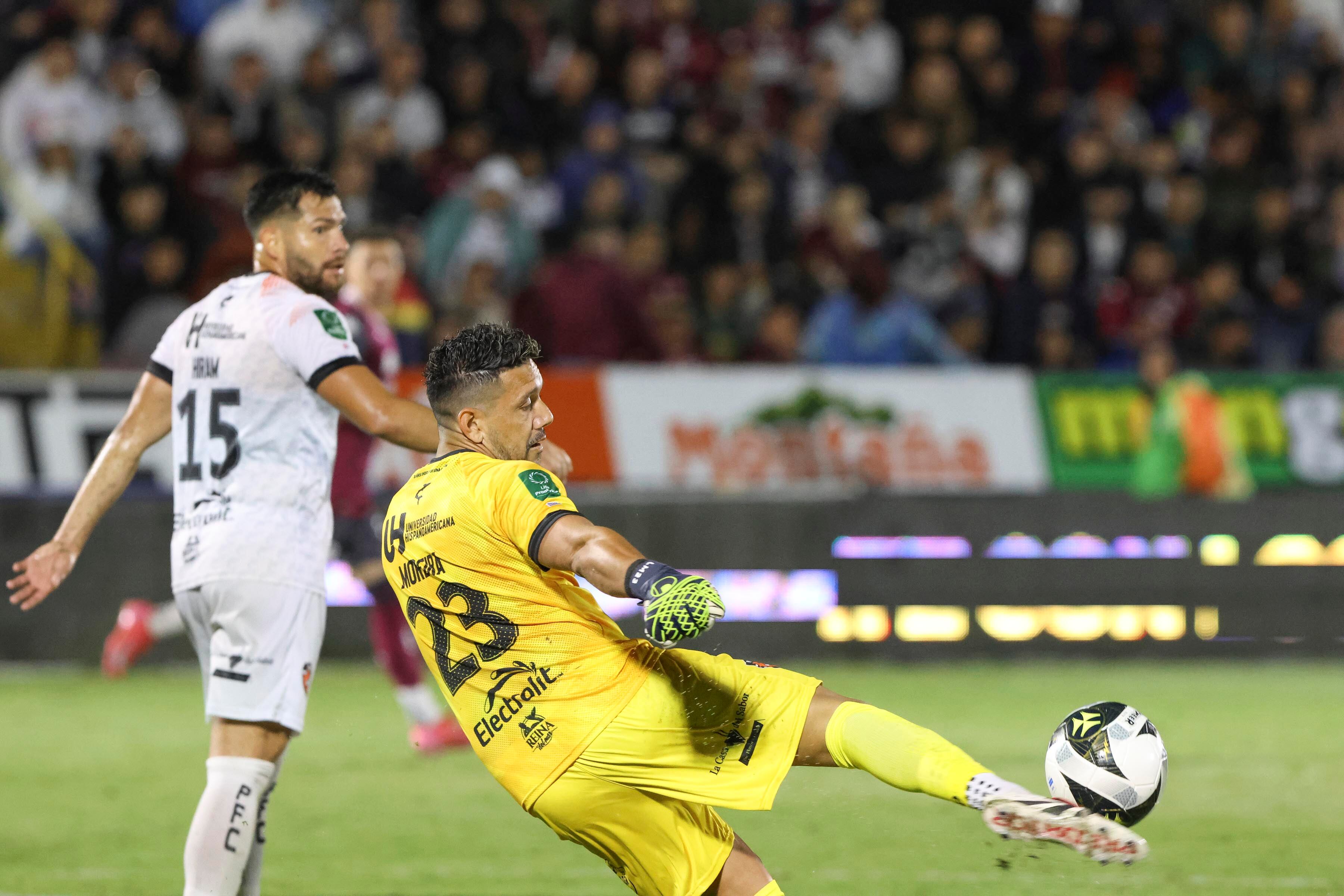 Saprissa vs Puntarenas F.C.