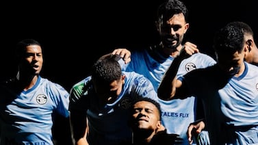 Sporting se aleja cada día más del descenso y ya le respira en la nunca hasta a un equipo grande