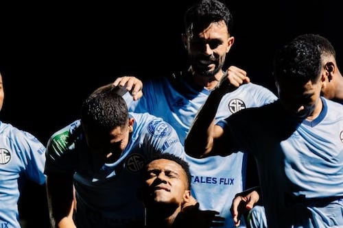 Sporting se aleja cada día más del descenso y ya le respira en la nunca hasta a un equipo grande