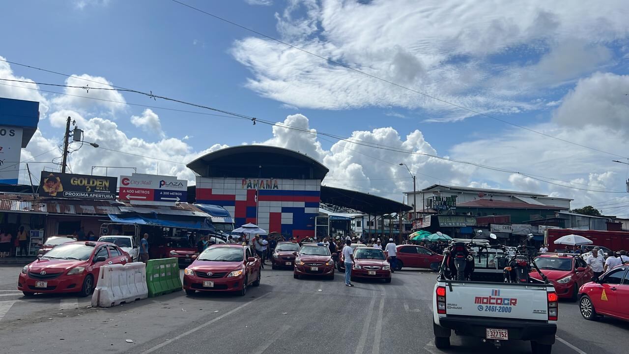Manifestación afecta paso por frontera de Costa Rica con Panamá