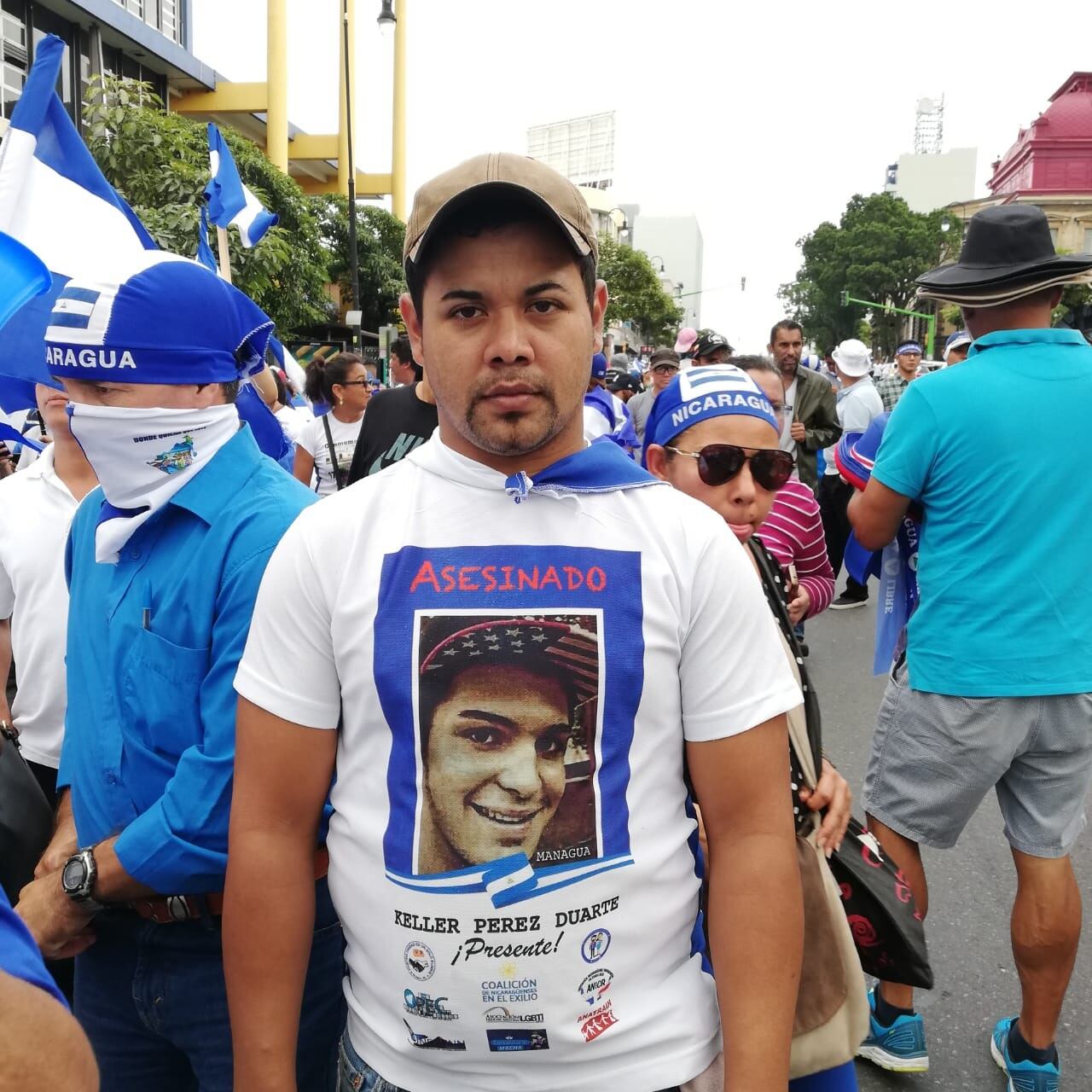 casi tres mil nicaragüenses marcharon entre el parque La Merced y la Plaza de la Democracia