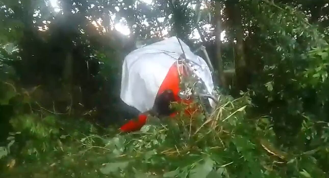 Afortunadamente el piloto logró salir por sus propios medios.