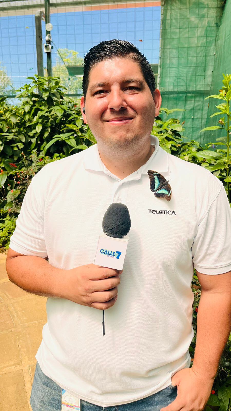 David Sibaja, periodista de Calle 7 Informativo de Teletica.