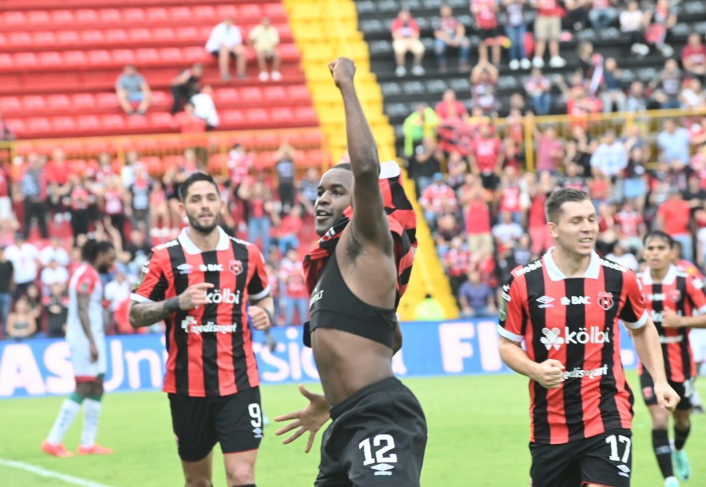 12/05/2024/ juego entre Liga Deportiva Alajuelense vs Guanacasteca / Foto Albert Marín