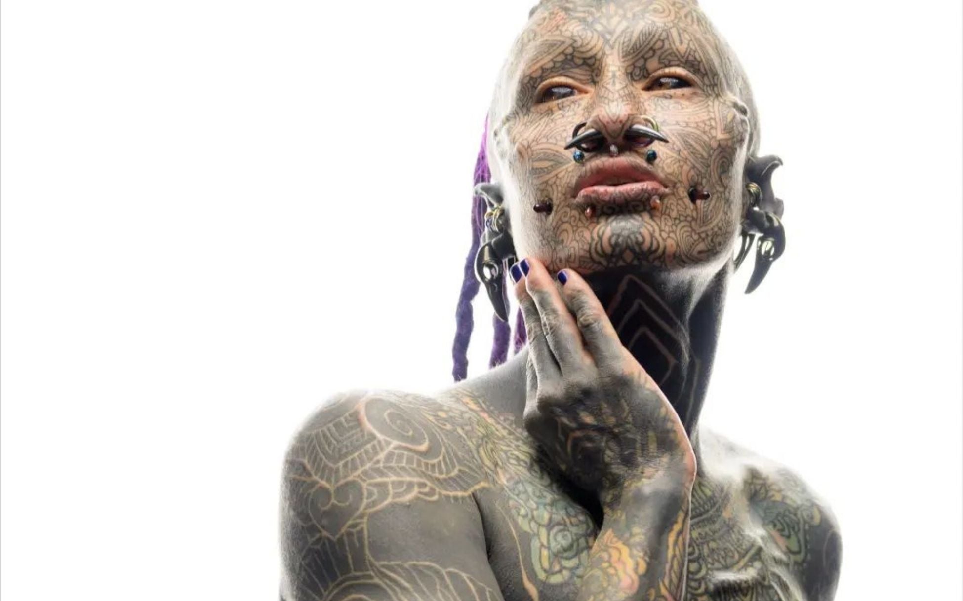 Esperance Lumineska Fuerzina ha modificado su cuerpo a un punto que sería imposible reconocerla. Foto tomada de redes sociales.