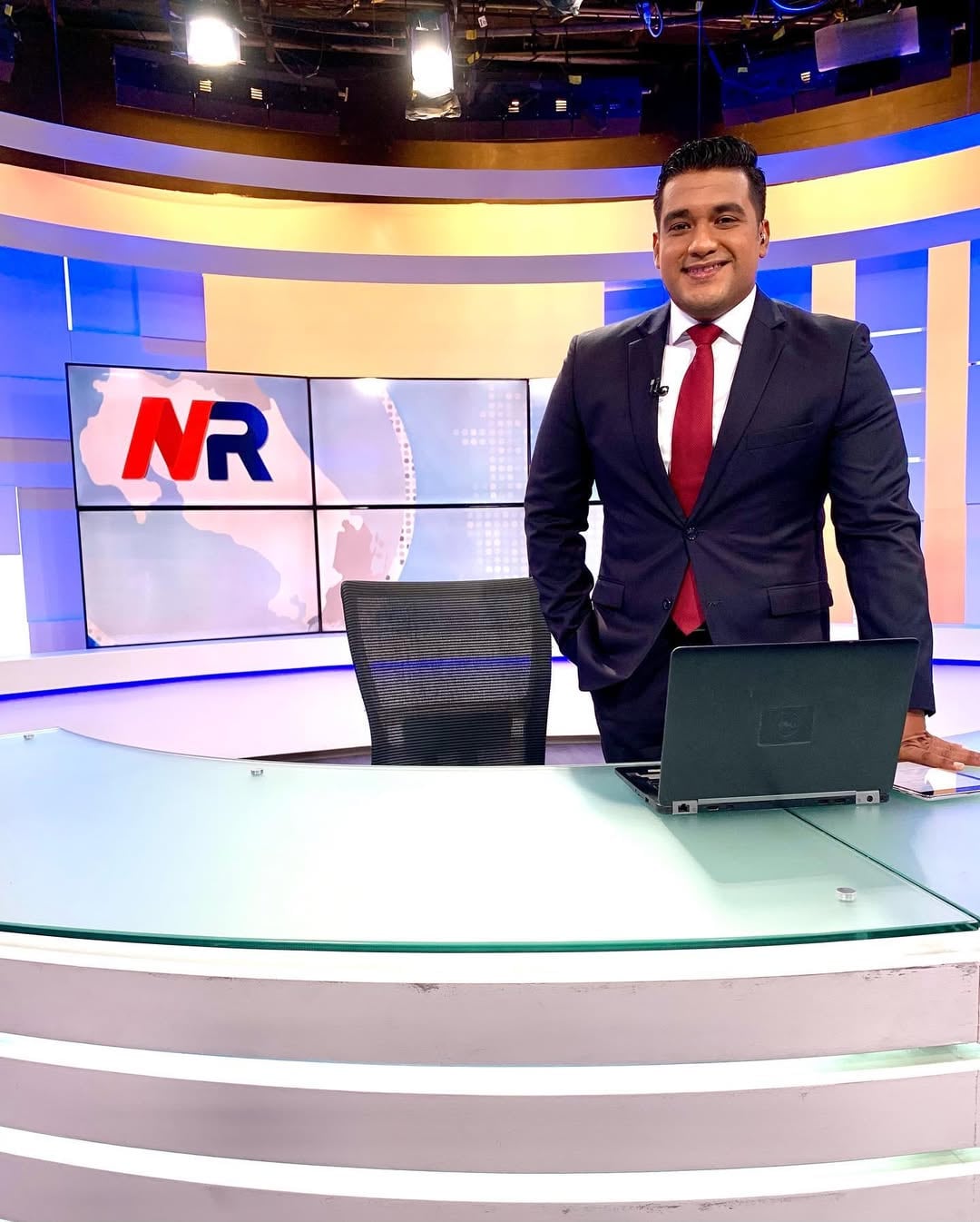 Gustavo Díaz, periodista de Noticias Repretel, canal 6.