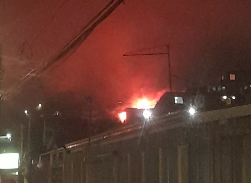 Hallan persona fallecida dentro de casa incendiada en Cot de Oreamuno. Foto Facebook.