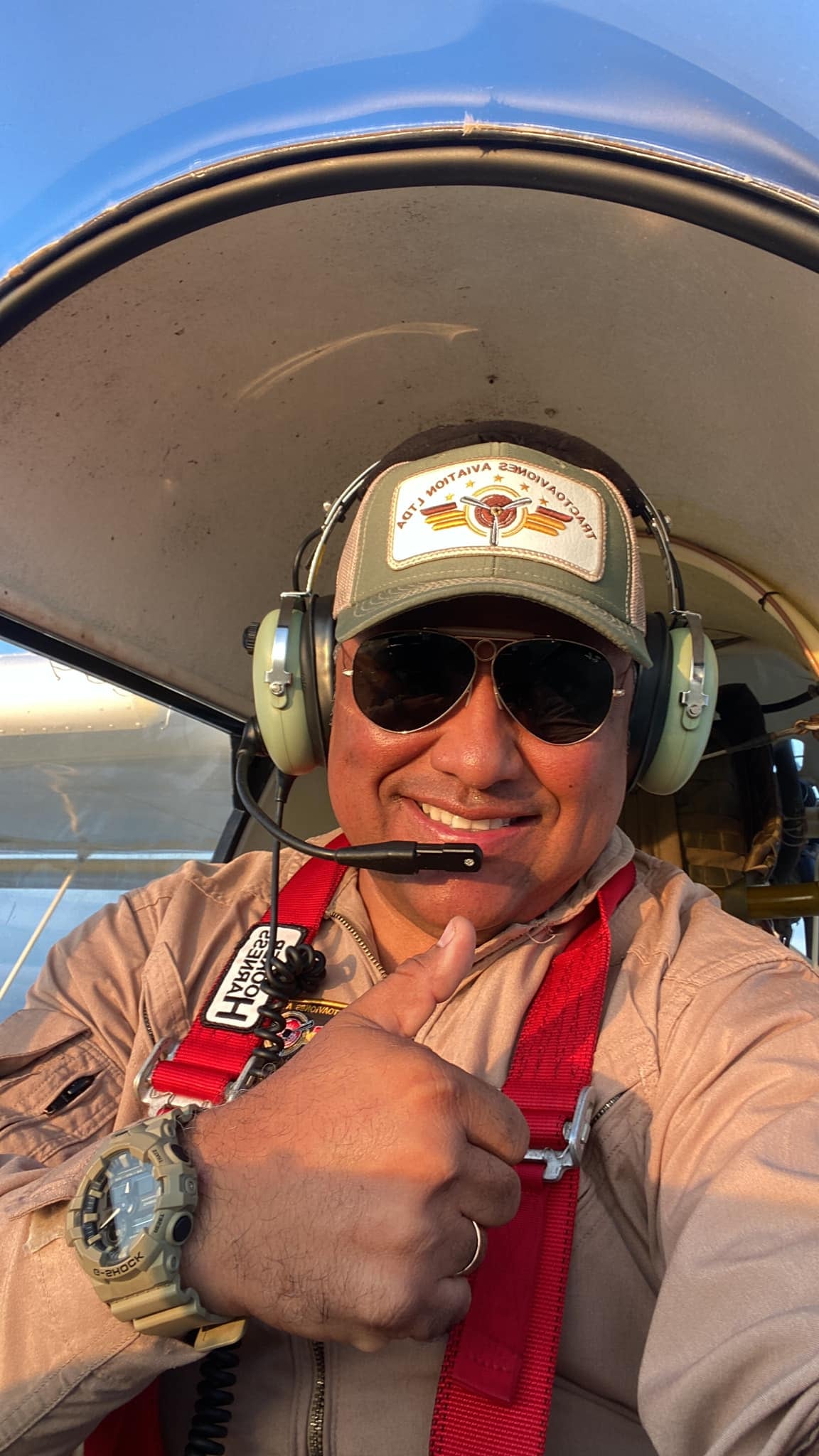 El piloto Manuel Paniagua Mendoza, de 44 años, padre de tres hijos y vecino de Liberia, Guanacaste falleció al estrellarse con un ultraligero en Puntarenas. Foto: Tomada de redes sociales
