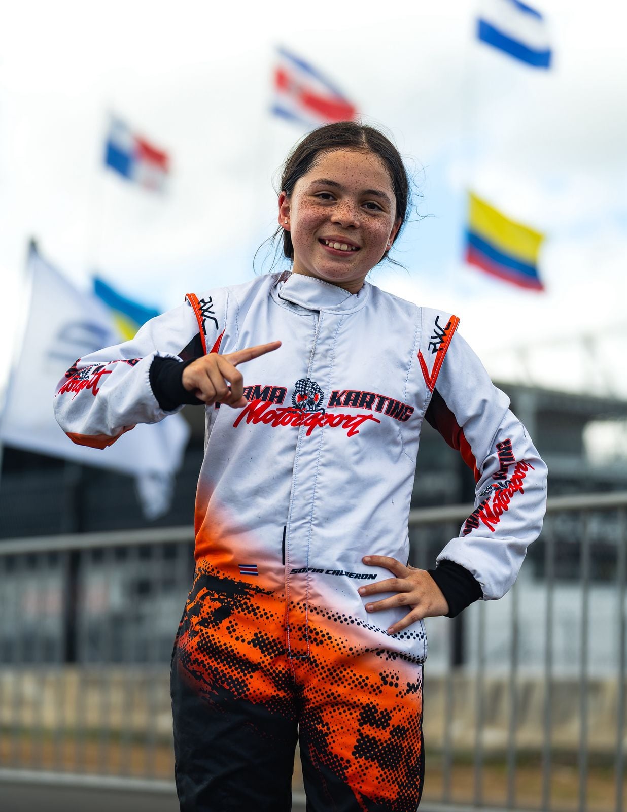 Sofía Calderón, una joven de 13 años dedica su vida al kartismo y nos habló de esta disciplina. Cortesía.