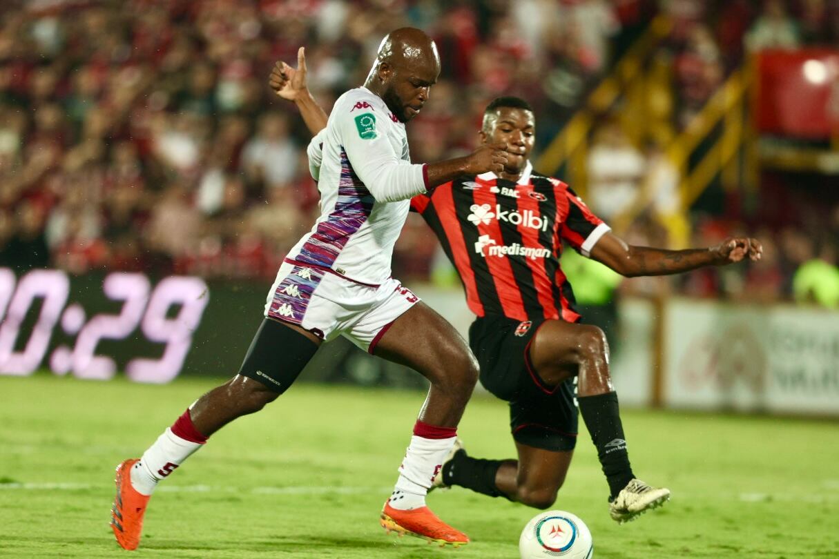 20/04/2024, Alajuela, Estadio Alejandro Morera Soto, partido de la jornada 19 del torneo de clausura 2024 entre Liga Deportiva Alajuelense y el Deportivo Saprissa.
