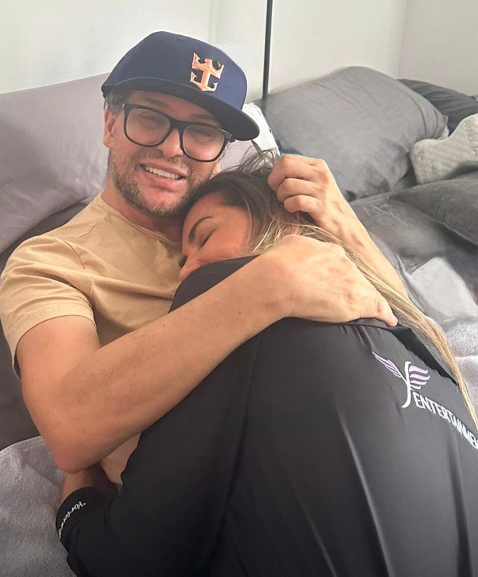 Ángel Rafael y su gran amiga Yorleny Aguilar, quien sigue adelante con su fundación "Todo va a estar bien"