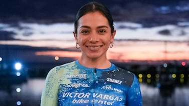 Tica que se compró una bici para ir a la “U”, está a las puertas de un logro deportivo increíble sobre ruedas