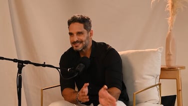 Bismarck Méndez rompe el silencio sobre su esposa y revela el pacto matrimonial que tienen